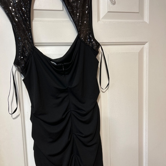 Calvin Klein gown - Picture 2 of 2